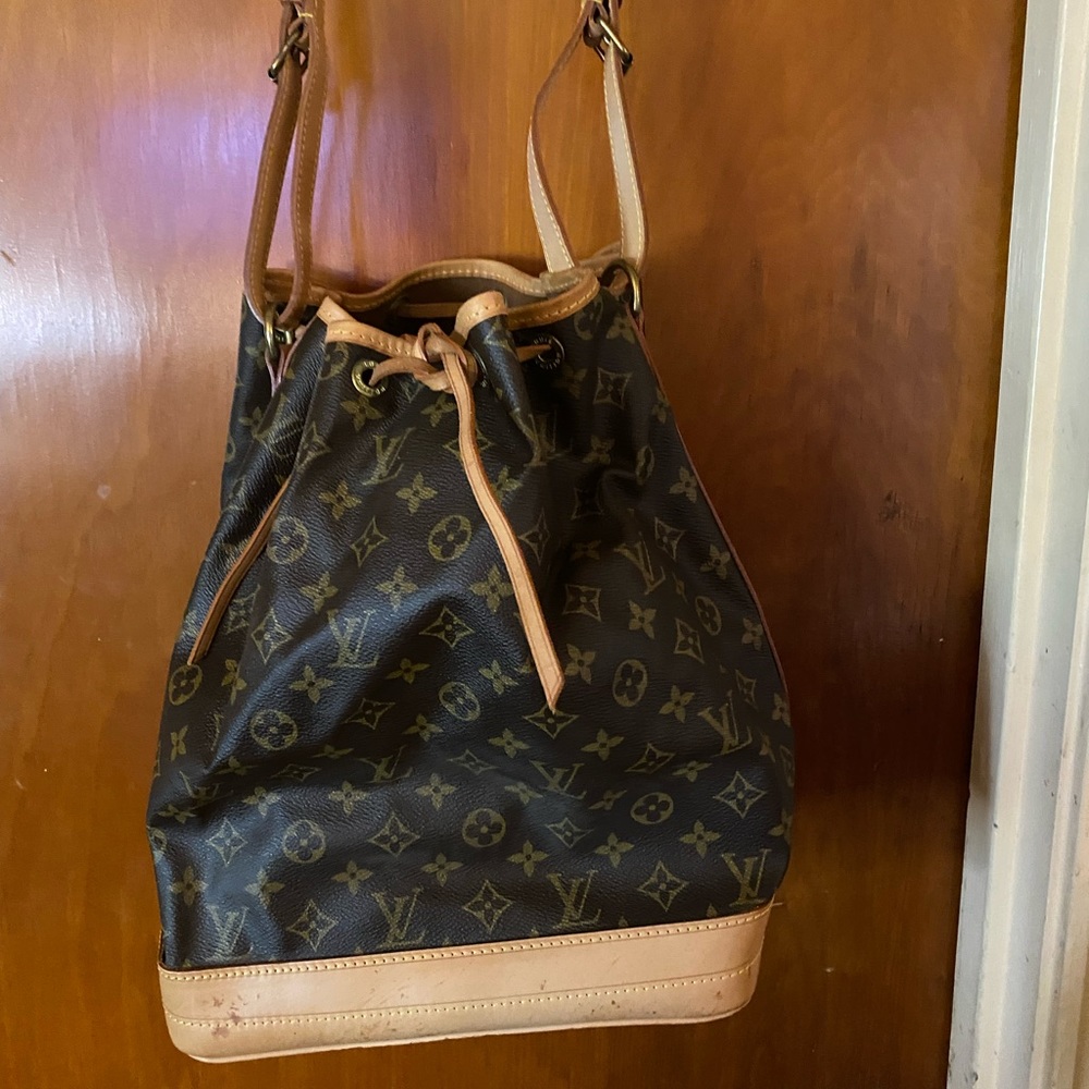 STILL AVAILABLE Authentic LV drawstring purse